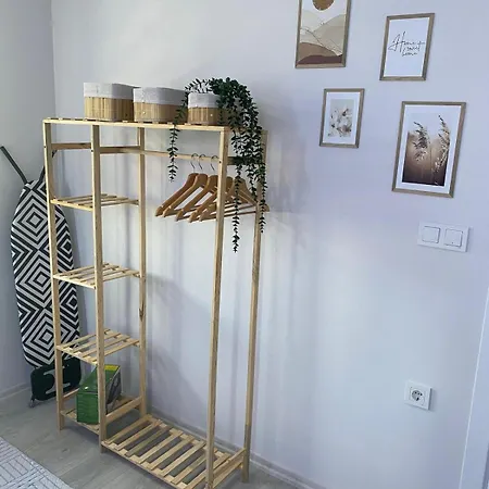 Comfortable, Stylish, Centrally Located アパート ダラマン