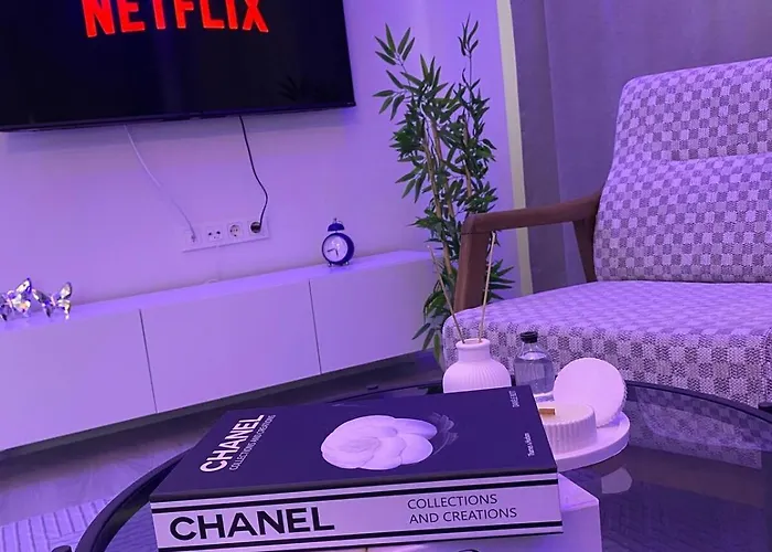 Comfortable, Stylish, Centrally Located Appartement *