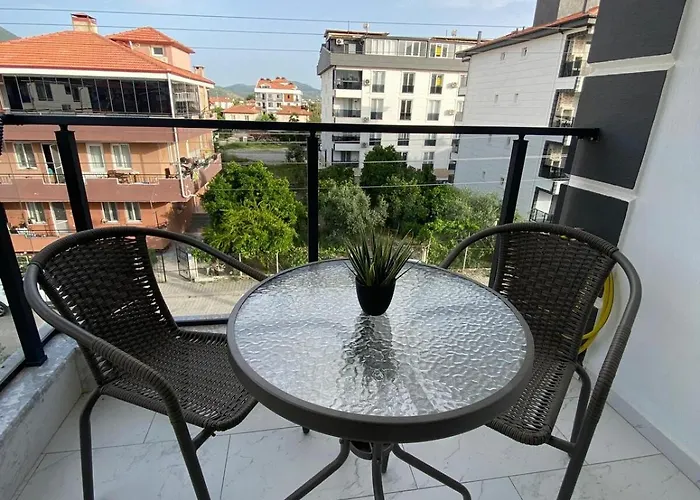 Comfortable, Stylish, Centrally Located Appartement
